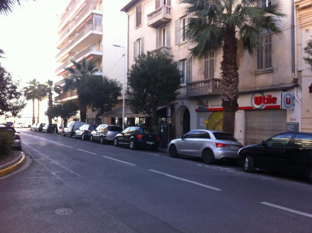 Amiral Courbet Apartment Juan-les-Pins Ruang foto