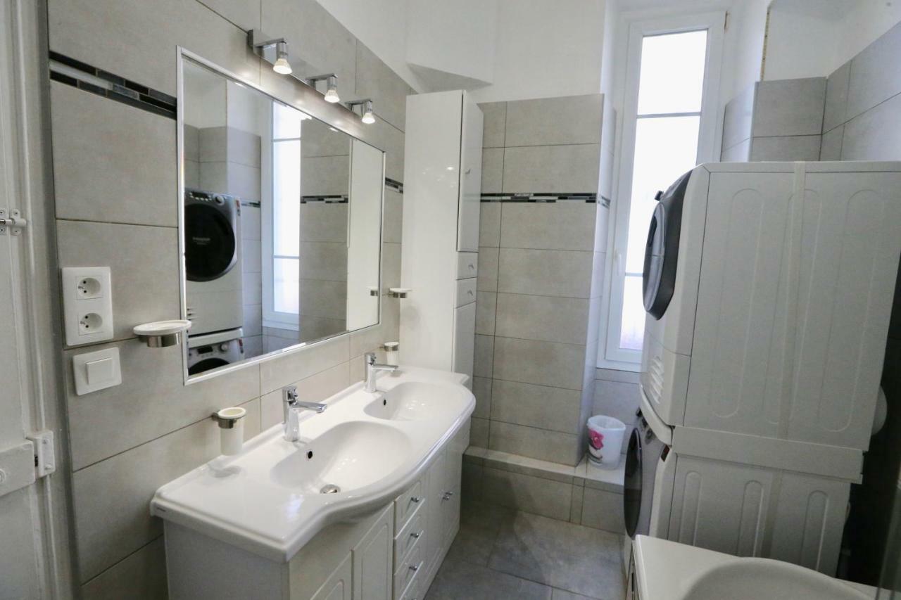 Amiral Courbet Apartment Juan-les-Pins Bagian luar foto